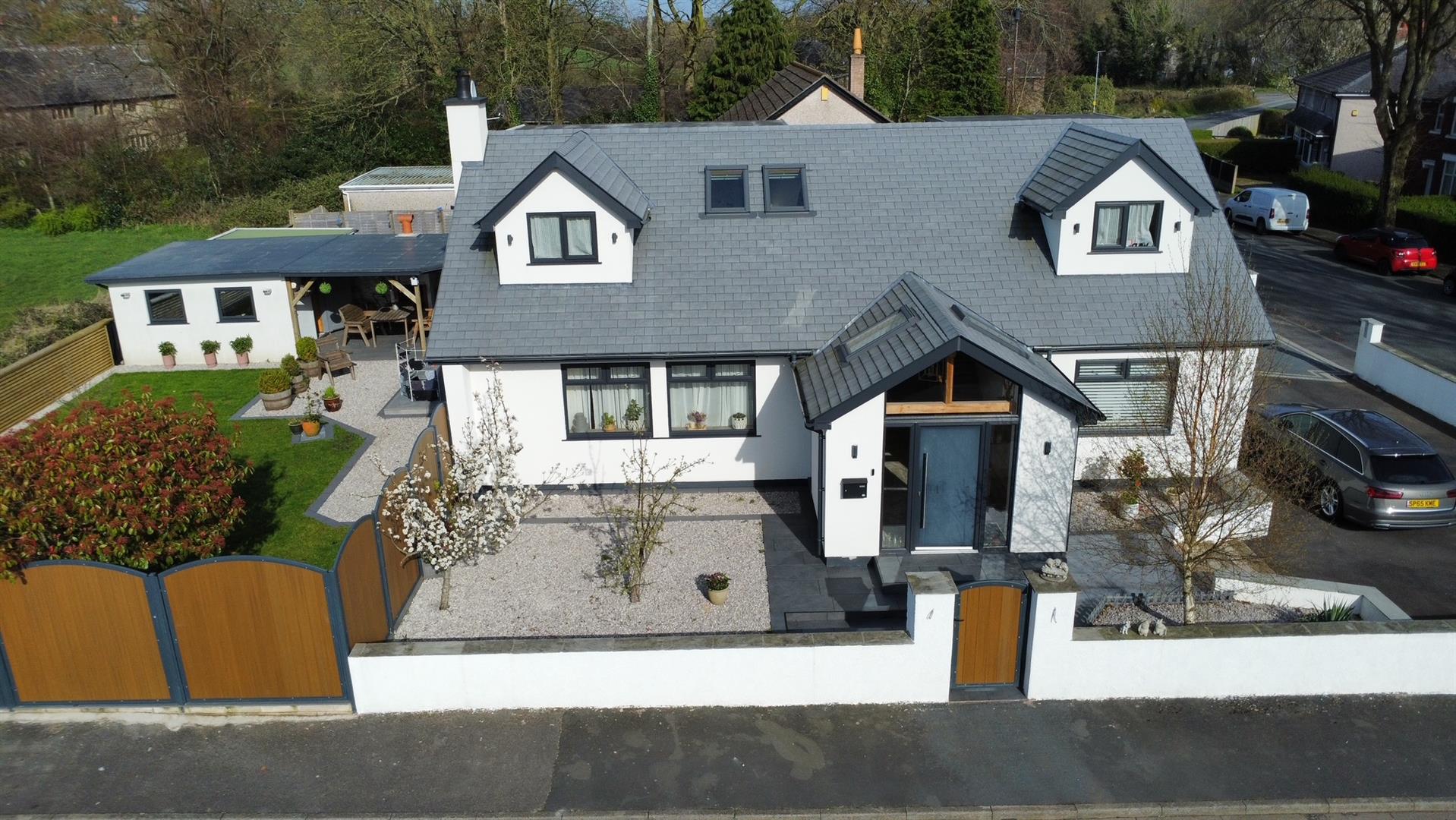 2 Aysgarth Drive, Lancaster LA1 2ET